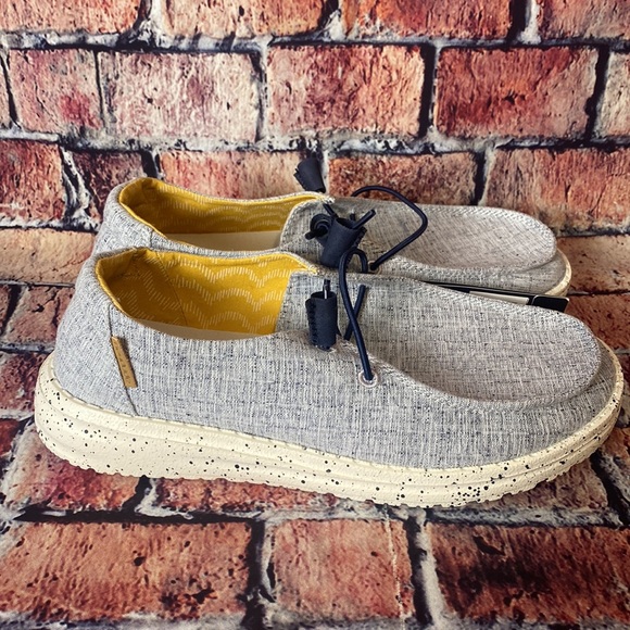 Hey Dude Wendy Chambray - Picture 3 of 8